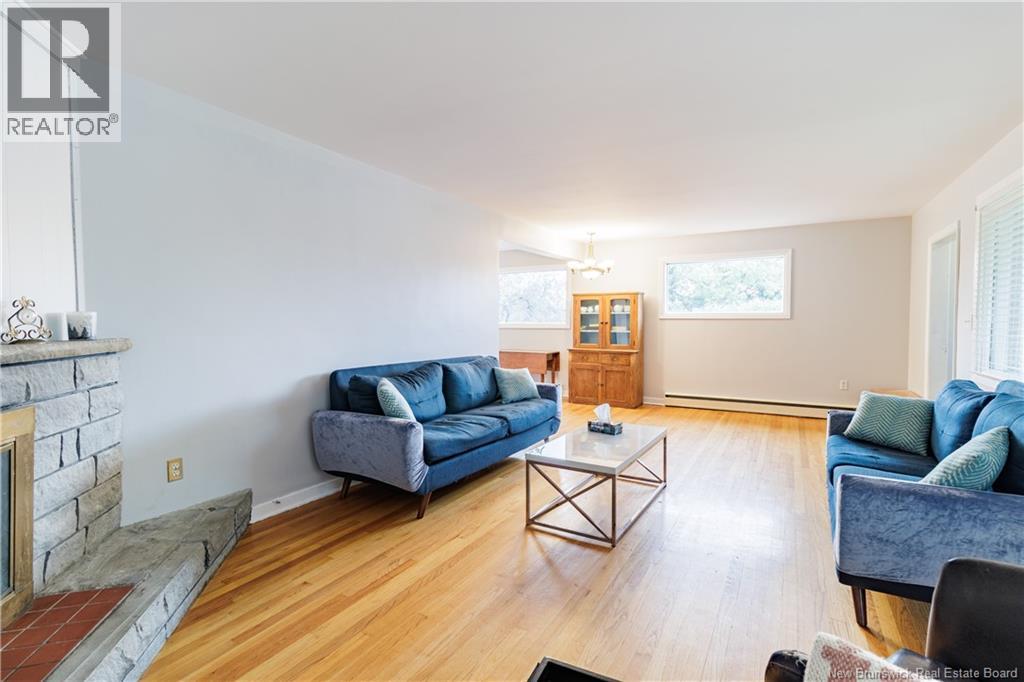 887 York Street, Fredericton, New Brunswick  E3B 3R9 - Photo 12 - NB128883