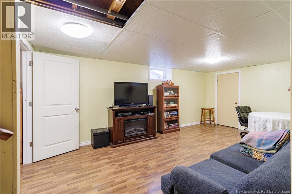 887 York Street, Fredericton, New Brunswick  E3B 3R9 - Photo 26 - NB128883