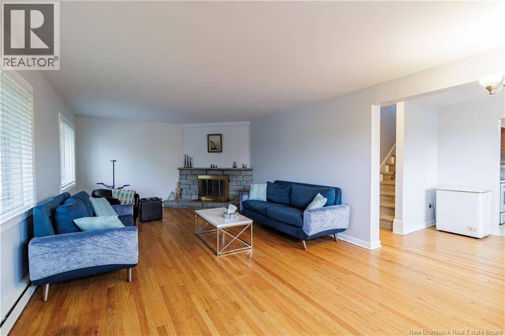 887 York Street, Fredericton, New Brunswick  E3B 3R9 - Photo 4 - NB128883