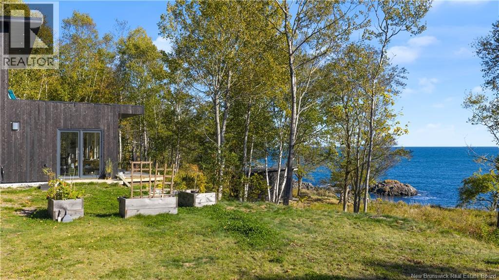 478 Fundy Drive, Wilsons Beach, New Brunswick  E5E 1X2 - Photo 2 - NB128744
