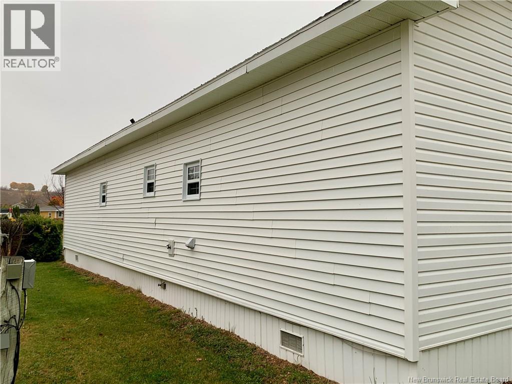 14 Mountain View, Campbellton, New Brunswick  E3N 3K9 - Photo 28 - NB128214