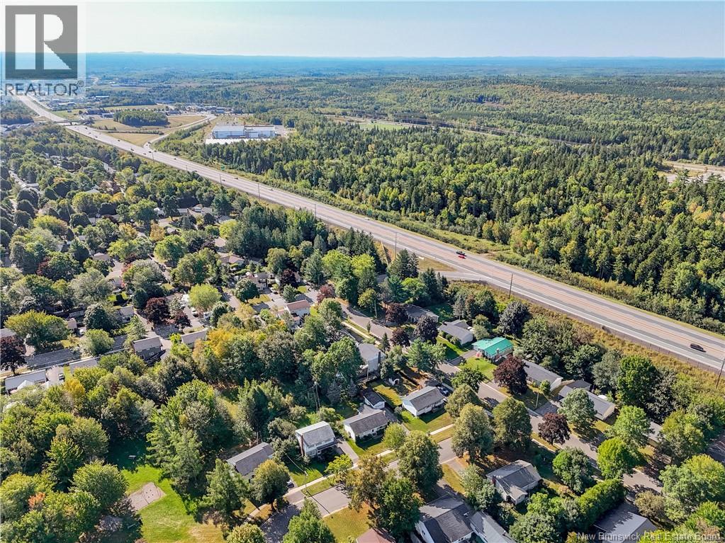 21 Dover Crescent, Fredericton, New Brunswick  E3B 4T8 - Photo 24 - NB126319