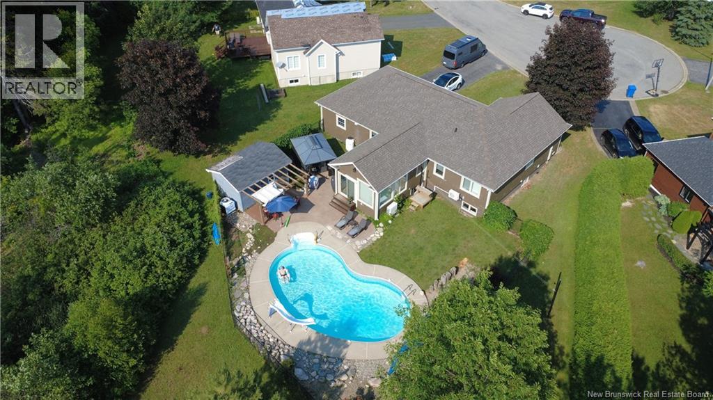 125 Fairview Court, Bathurst, New Brunswick  E2A 4X5 - Photo 5 - NB128940
