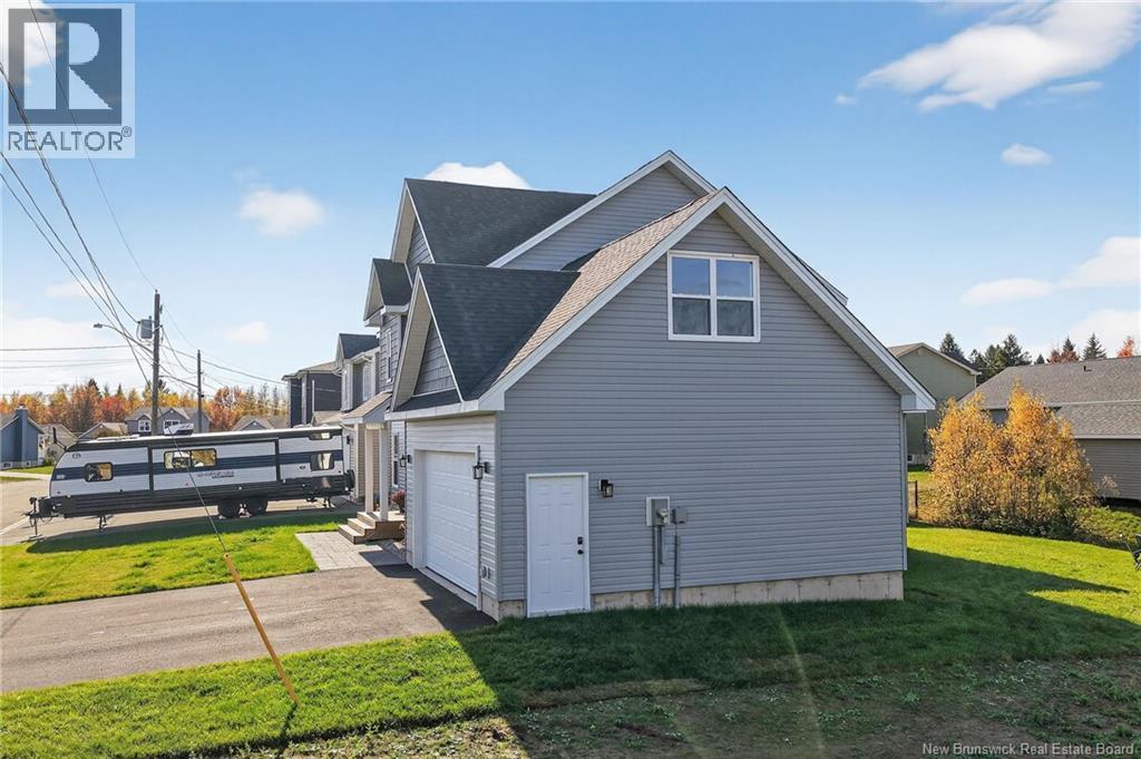 26 Sycamore Drive, Moncton, New Brunswick  E1E 0K1 - Photo 2 - NB128941