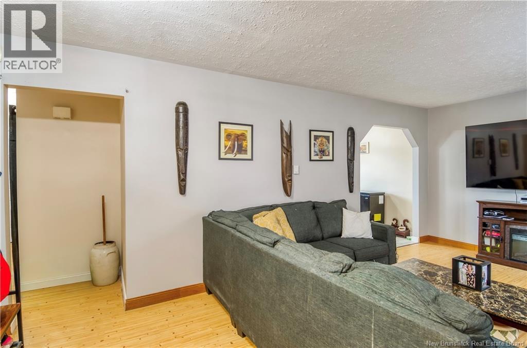 233 Mark Drive, Saint John, New Brunswick  E2J 3X6 - Photo 3 - NB128861