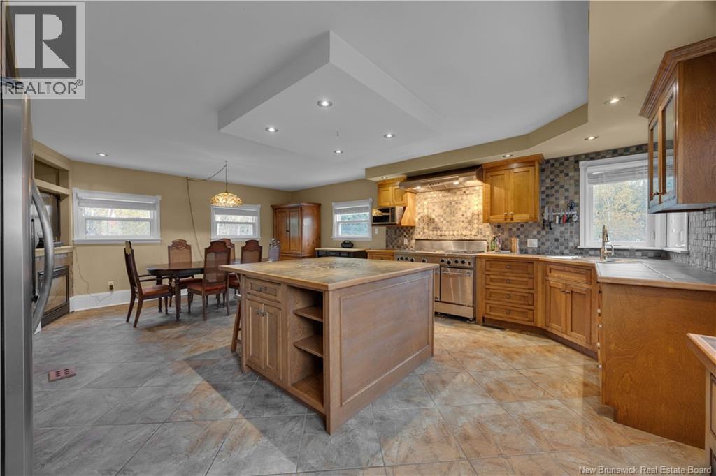 2754 Westfield Road, Saint John, New Brunswick  E2M 6P8 - Photo 7 - NB128939