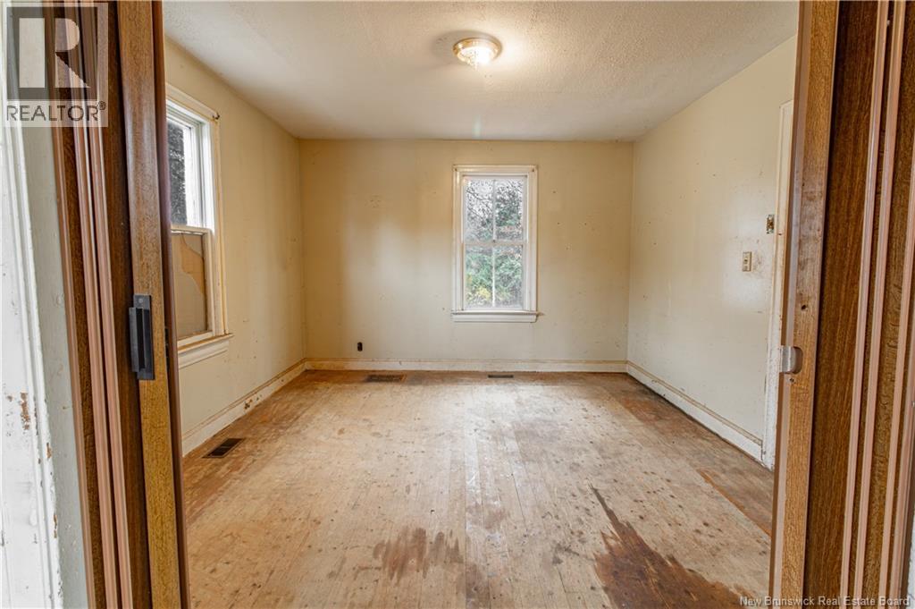 55 Queen Street, Sussex, New Brunswick  E4E 2A8 - Photo 4 - NB128947