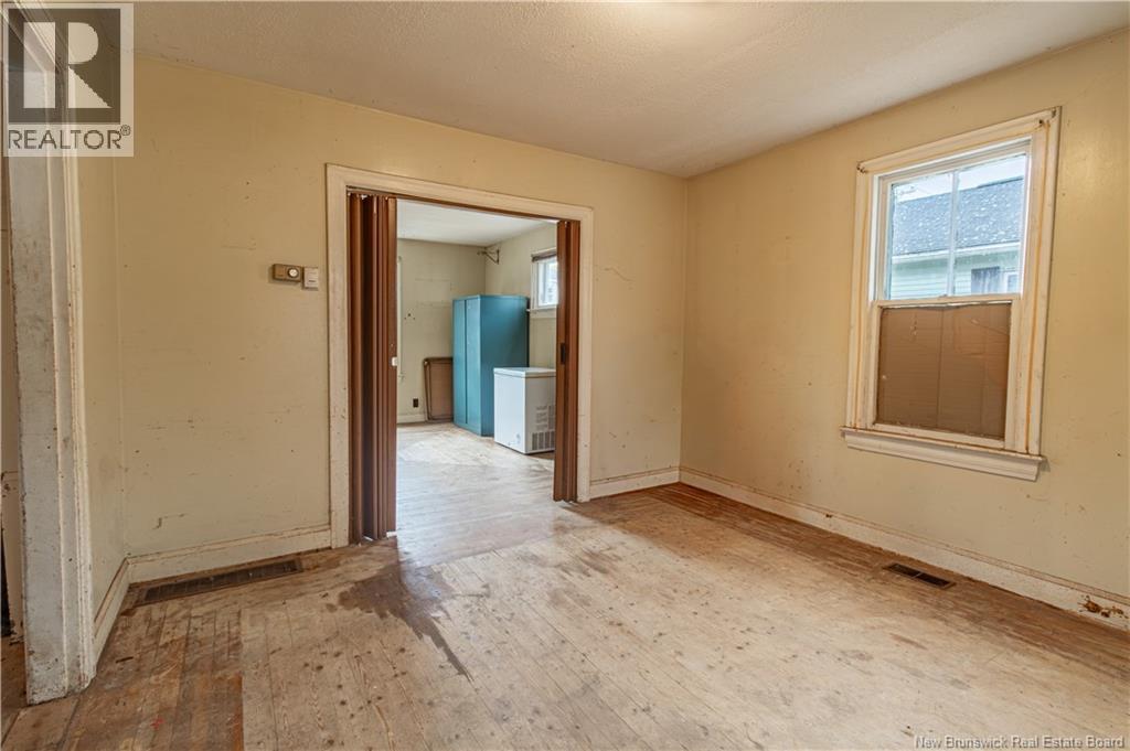 55 Queen Street, Sussex, New Brunswick  E4E 2A8 - Photo 5 - NB128947