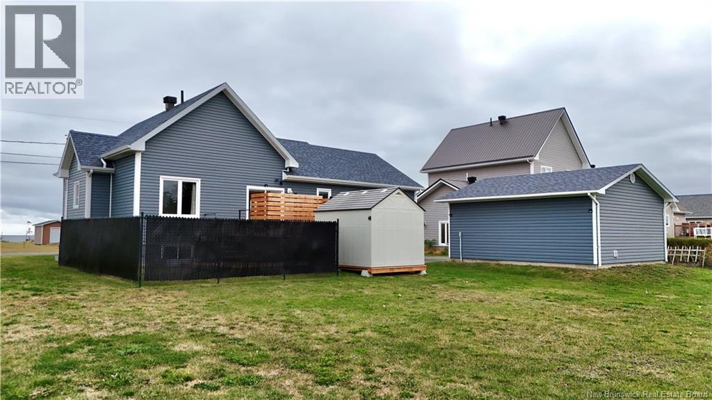 656 Baie, Beresford, New Brunswick  E8K 1X2 - Photo 3 - NB128946