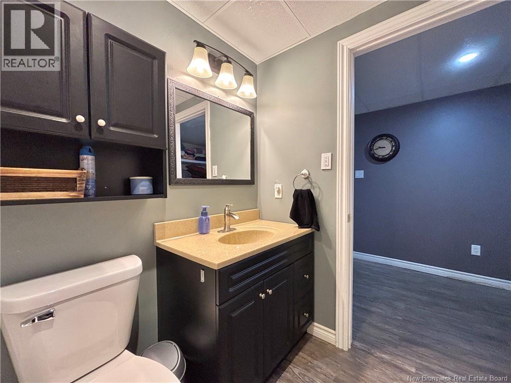 656 Baie, Beresford, New Brunswick  E8K 1X2 - Photo 32 - NB128946