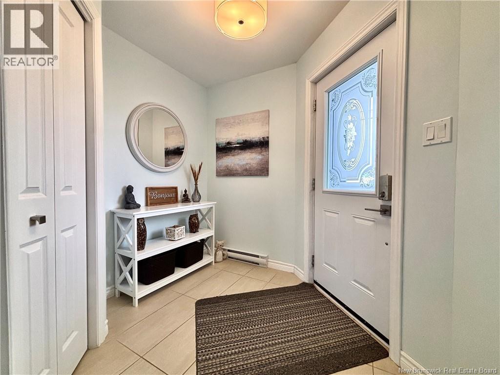 656 Baie, Beresford, New Brunswick  E8K 1X2 - Photo 5 - NB128946