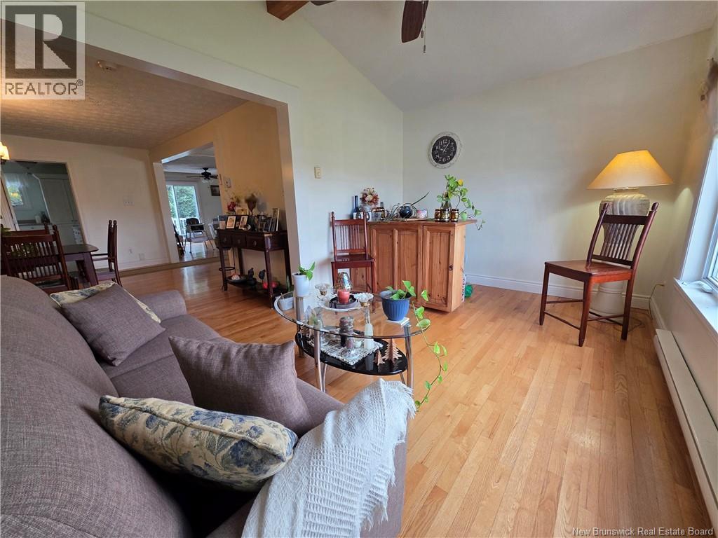384 Taylor Street, Grand Falls, New Brunswick  E3Y 3V9 - Photo 6 - NB128985