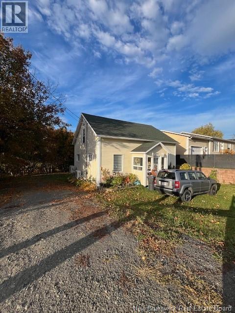 431 Vanier Street, Campbellton, New Brunswick  E3N 1V1 - Photo 1 - NB128937