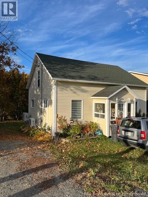 431 Vanier Street, Campbellton, New Brunswick  E3N 1V1 - Photo 4 - NB128937