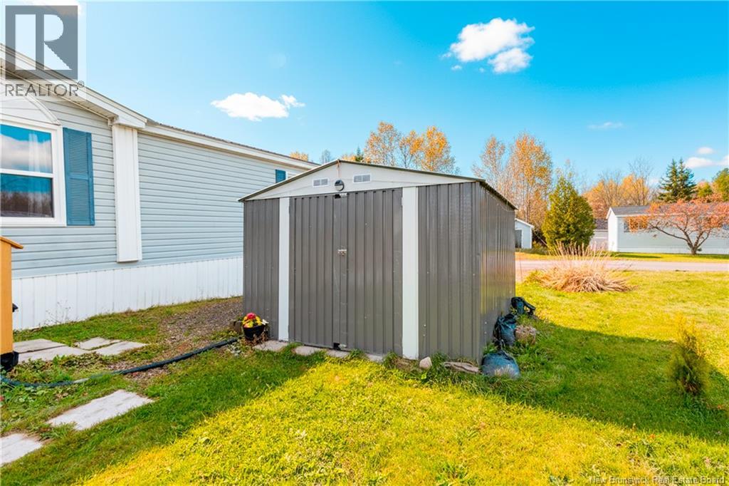 6 Tyler Street, Lincoln, New Brunswick  E3B 6X2 - Photo 3 - NB128969