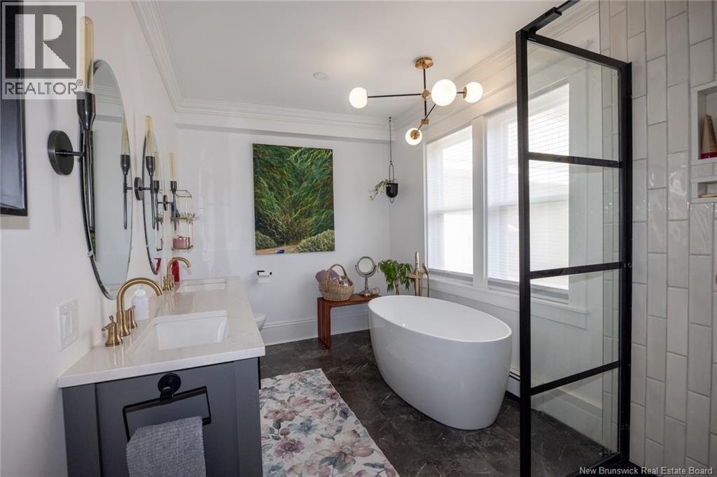 352 Regent Street, Fredericton, New Brunswick  E3B 3X4 - Photo 15 - NB129035