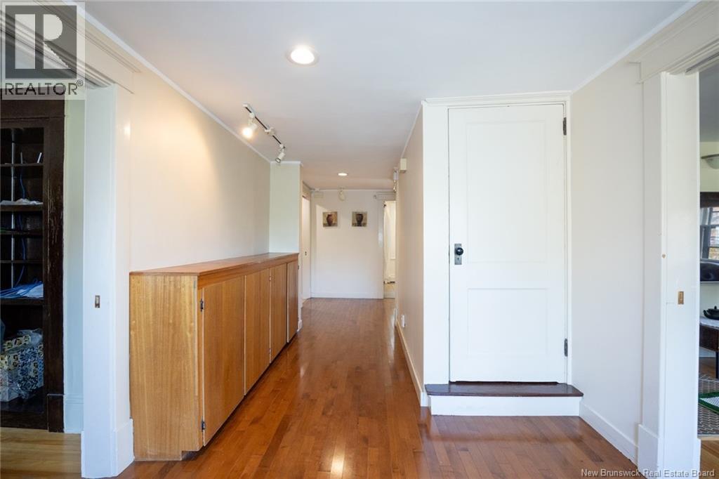 352 Regent Street, Fredericton, New Brunswick  E3B 3X4 - Photo 19 - NB129035