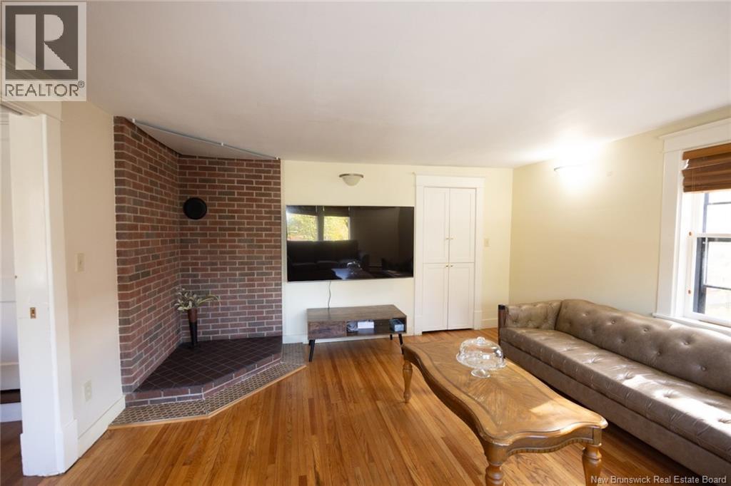 352 Regent Street, Fredericton, New Brunswick  E3B 3X4 - Photo 26 - NB129035