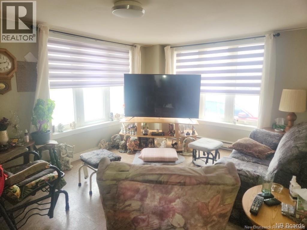 198 Principale Street, Sainte-Anne-De-Madawaska, New Brunswick  E7E 1B8 - Photo 9 - NB128995