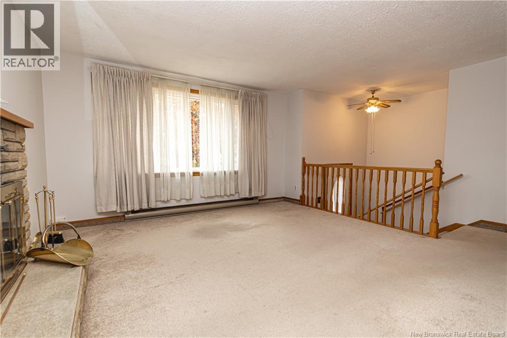 136 Jewett Street, Fredericton, New Brunswick  E3A 4Z7 - Photo 11 - NB128822