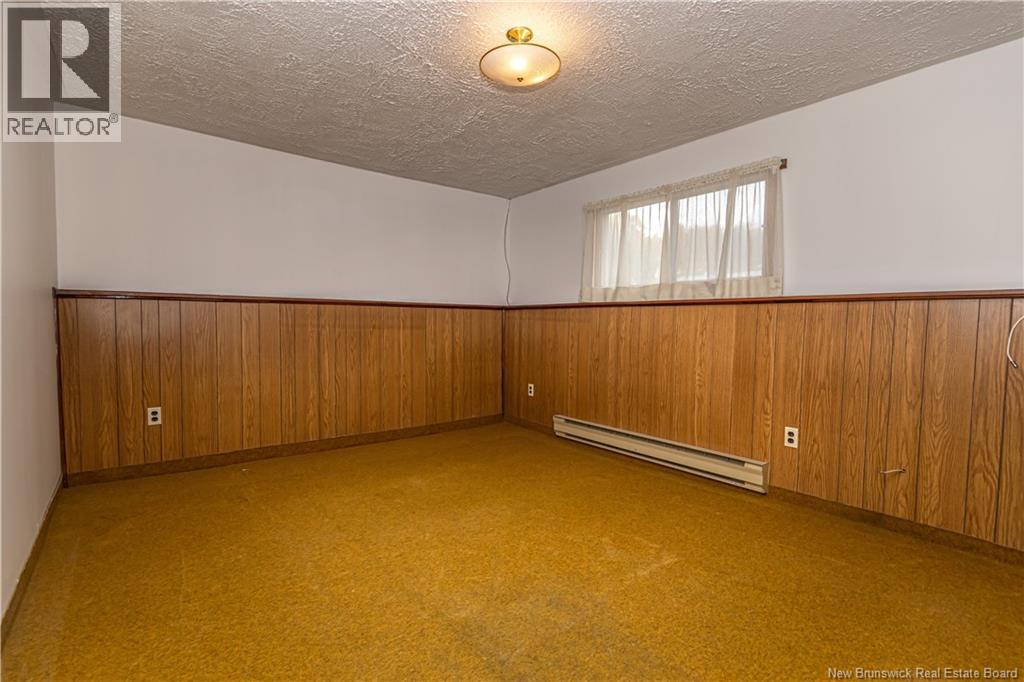 136 Jewett Street, Fredericton, New Brunswick  E3A 4Z7 - Photo 22 - NB128822