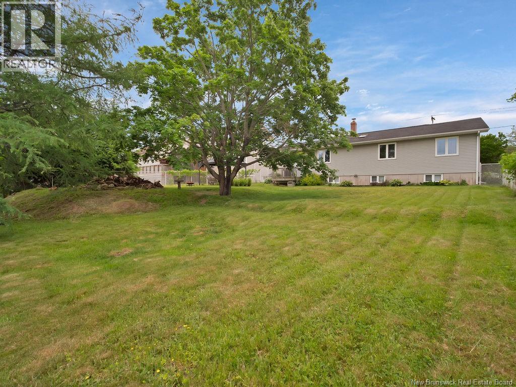 938 Melanson Road, Dieppe, New Brunswick  E1A 7N9 - Photo 45 - NB128982