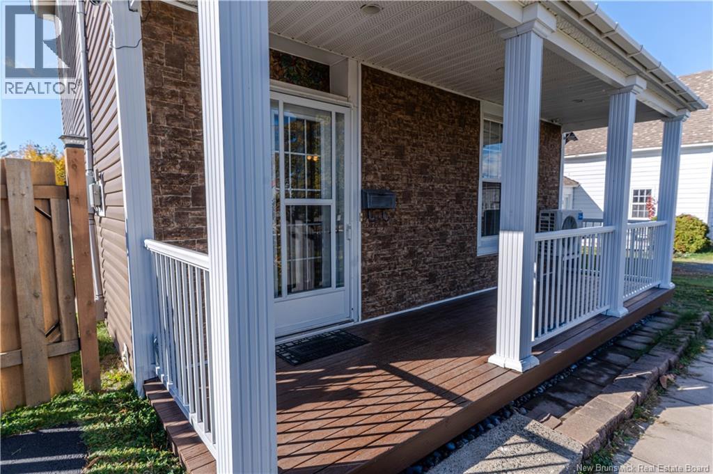 66 John Street, Miramichi, New Brunswick  E1N 2X5 - Photo 4 - NB129069