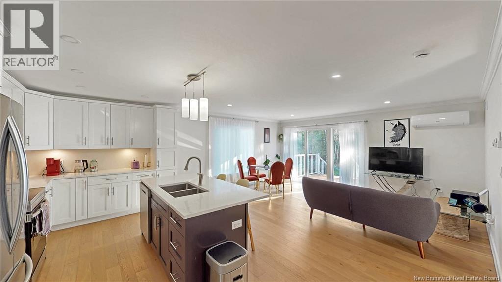 18 Elmwood Drive, Hampton, New Brunswick E5N 0P9 - Photo 8 - NB129024