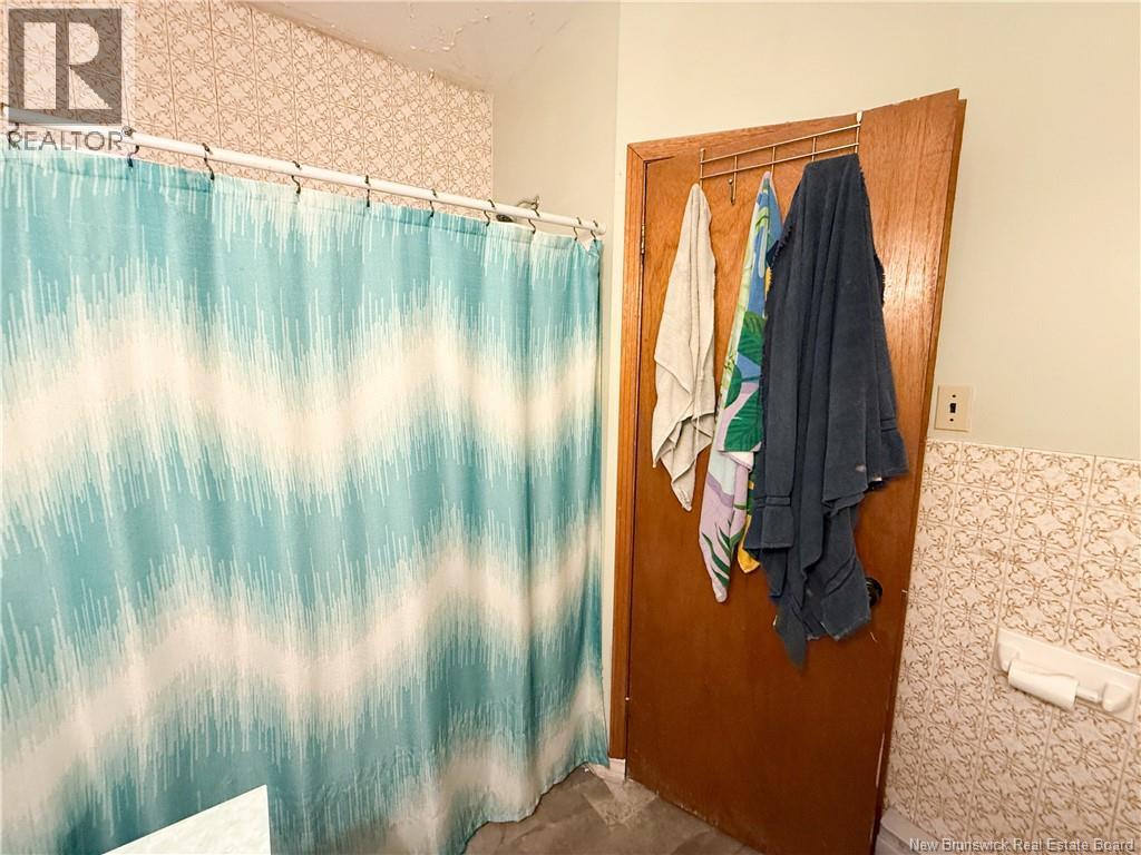 33-35 Queen Street, Sussex, New Brunswick E4E 2A6 - Photo 36 - NB129018