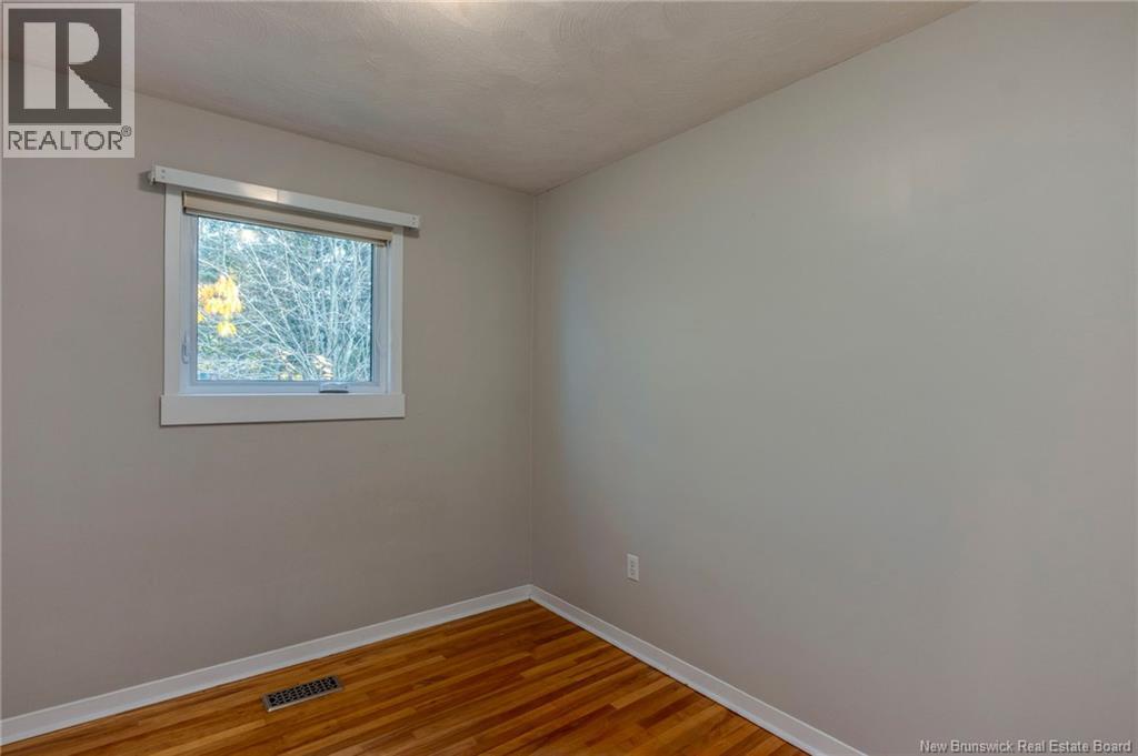 21 Garfield, Moncton, New Brunswick E1C 3Y4 - Photo 12 - NB129055