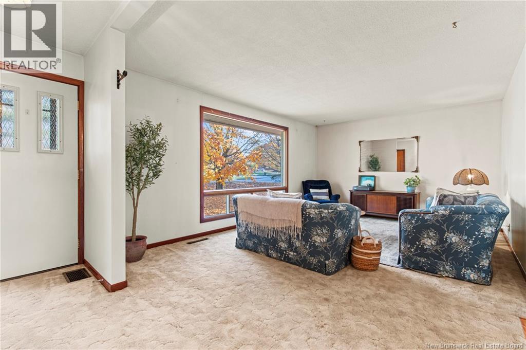 27 Grasse Circle, Fredericton, New Brunswick E3A 7S8 - Photo 10 - NB129106