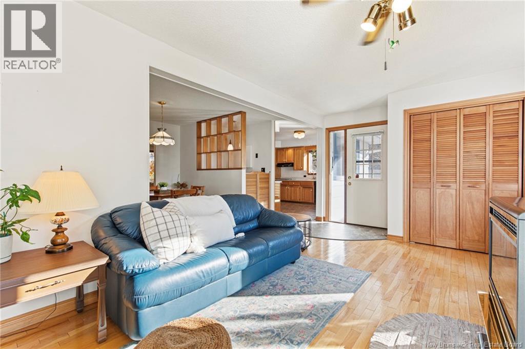 27 Grasse Circle, Fredericton, New Brunswick E3A 7S8 - Photo 18 - NB129106