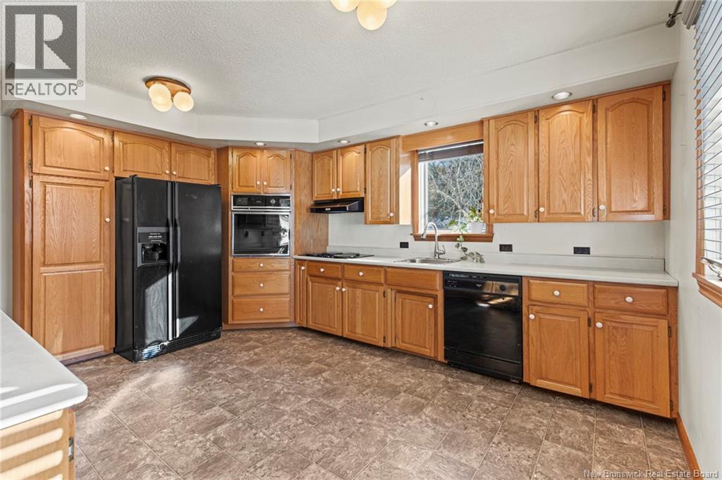 27 Grasse Circle, Fredericton, New Brunswick E3A 7S8 - Photo 20 - NB129106