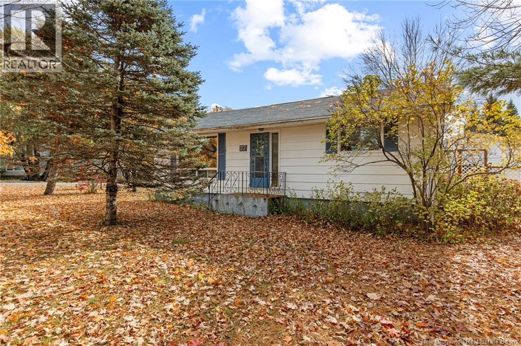 27 Grasse Circle, Fredericton, New Brunswick E3A 7S8 - Photo 8 - NB129106