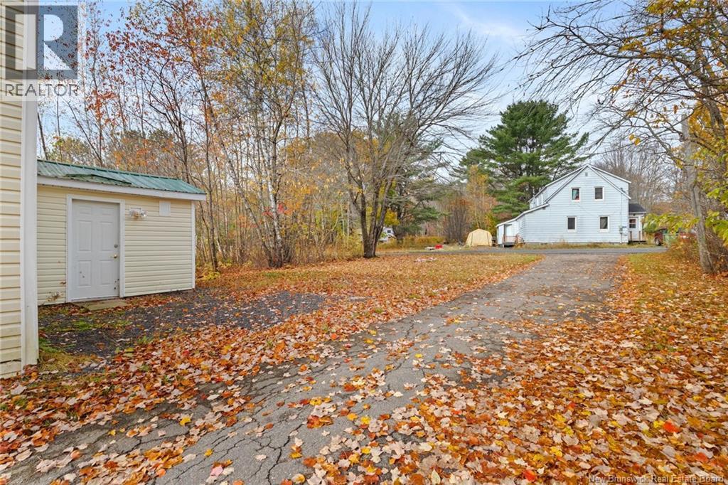 17 Queen Street, Minto, New Brunswick E4B 3P2 - Photo 3 - NB129118