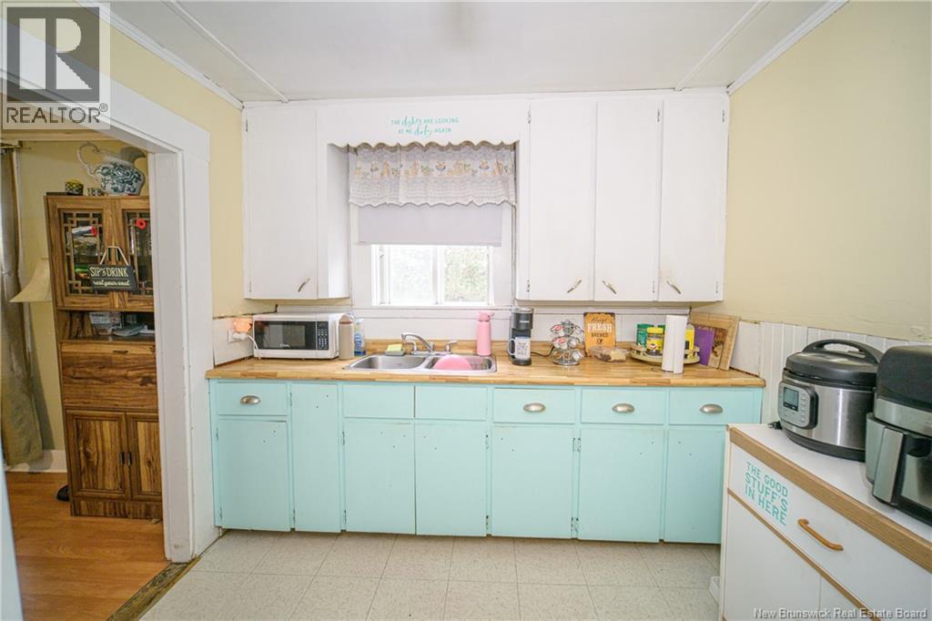 527 Main Street, Doaktown, New Brunswick E9C 1W9 - Photo 7 - NB126042