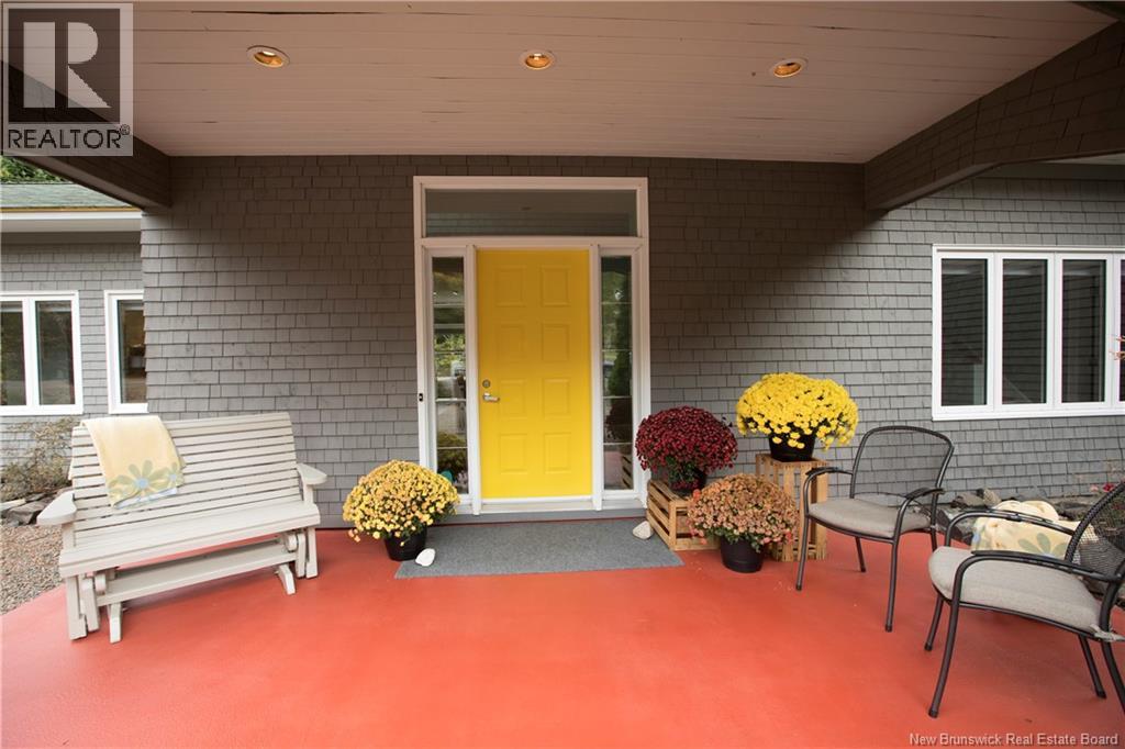 4 Bohnsack Street, Island View, New Brunswick  E3E 1A3 - Photo 3 - NB127324