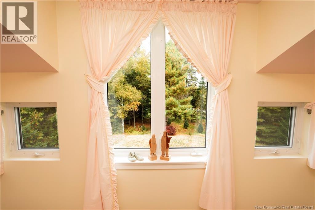 4 Bohnsack Street, Island View, New Brunswick  E3E 1A3 - Photo 34 - NB127324