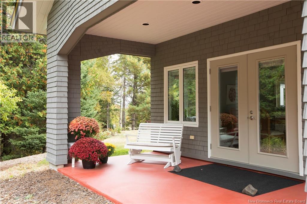 4 Bohnsack Street, Island View, New Brunswick  E3E 1A3 - Photo 4 - NB127324