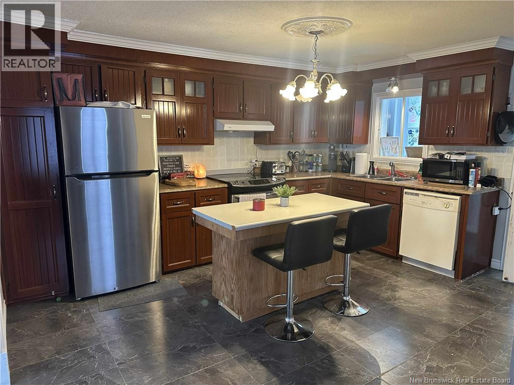 10 Gionet, Caraquet, New Brunswick  E1W 1A3 - Photo 6 - NB128700