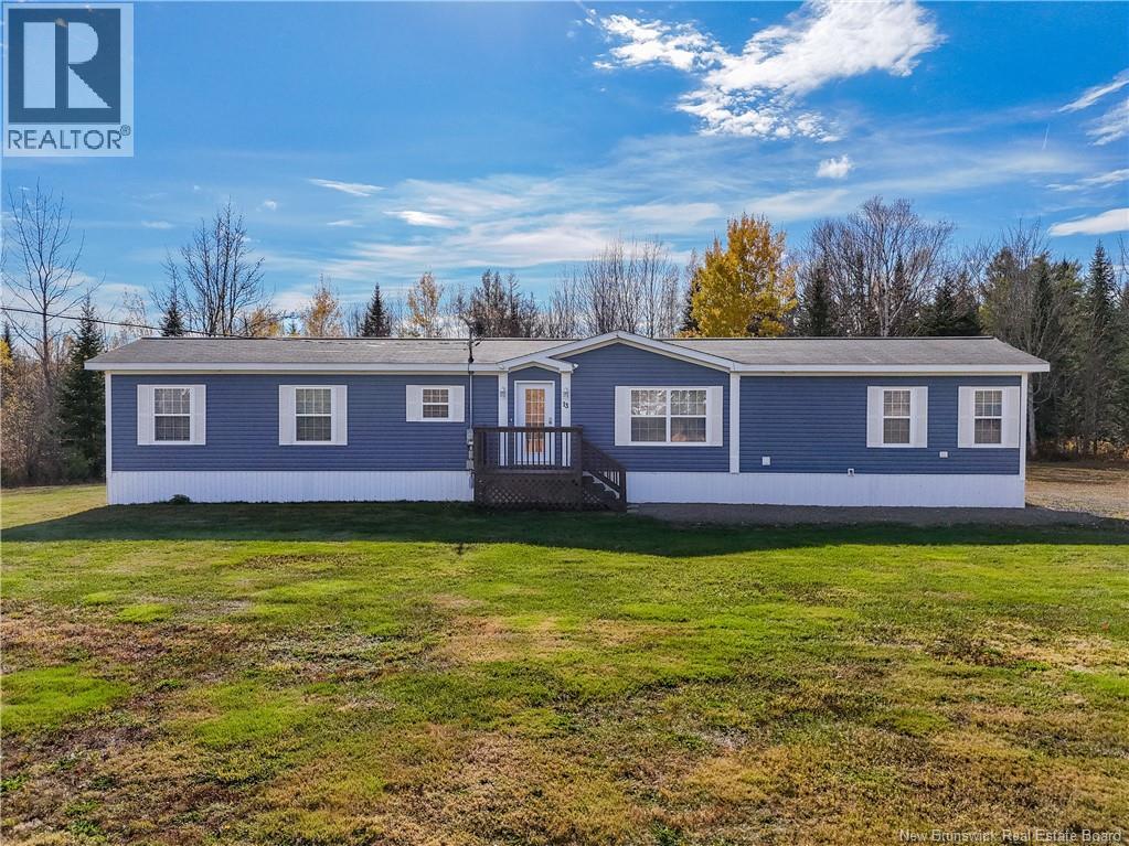 13 Hailey Court, Hanwell, New Brunswick