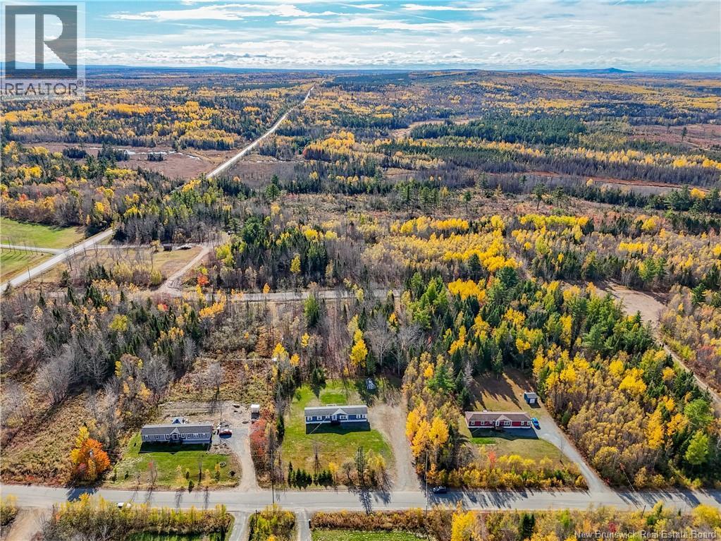 13 Hailey Court, Hanwell, New Brunswick  E6K 0B2 - Photo 8 - NB129006