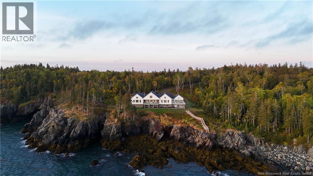 868 Fundy Drive, Wilsons Beach, New Brunswick  E5E 1X5 - Photo 3 - NB128363