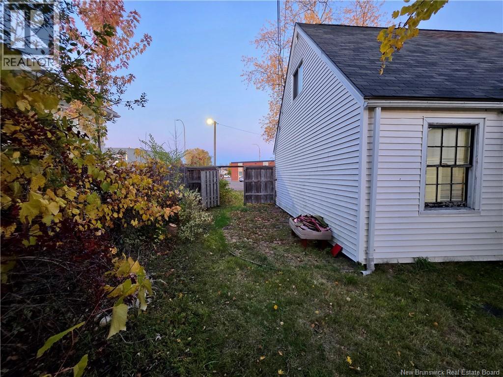 136 Shirley Avenue, Moncton, New Brunswick  E1C 6N7 - Photo 20 - NB129188
