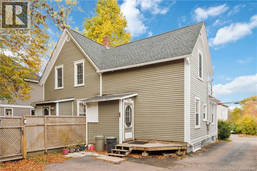 42-44 Edward, Moncton, New Brunswick  E1A 3Y7 - Photo 4 - NB129165