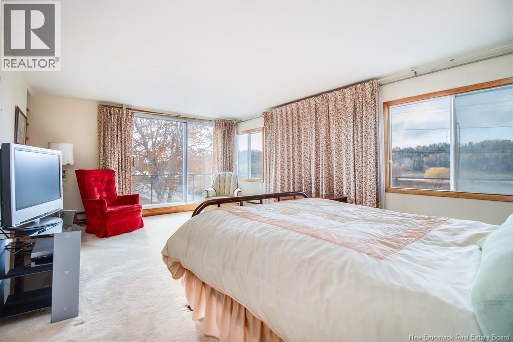 296 Main Street, Hartland, New Brunswick E7P 2M8 - Photo 6 - NB129242