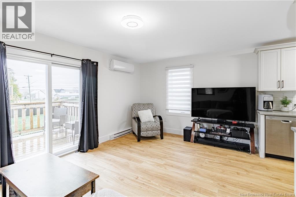 420 Neill Street, Fredericton, New Brunswick  E3A 5T7 - Photo 12 - NB129206