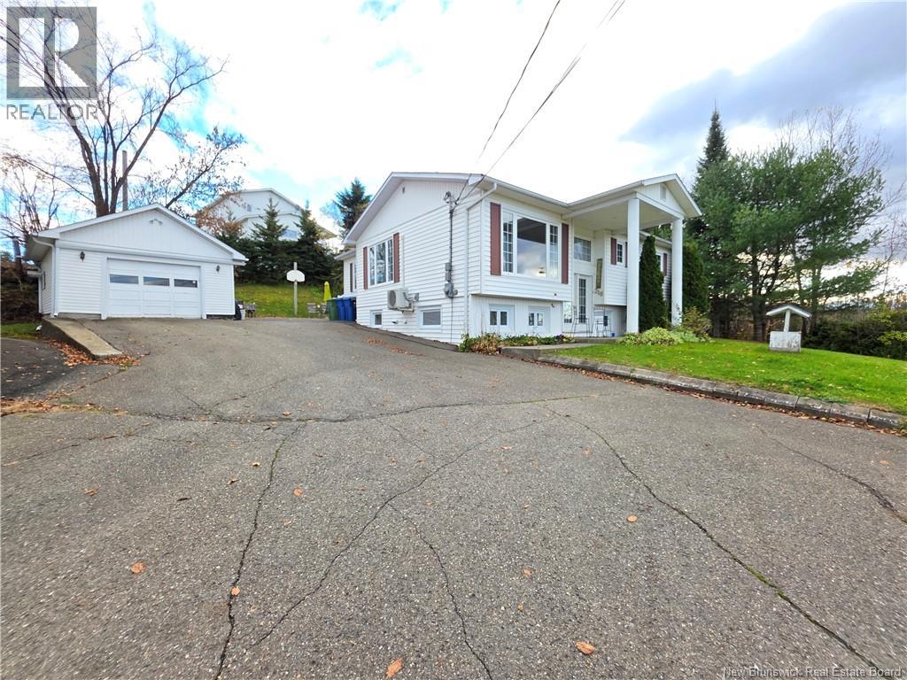 219 Victoria Street, Grand Falls, New Brunswick  E3Z 3C3 - Photo 1 - NB129218