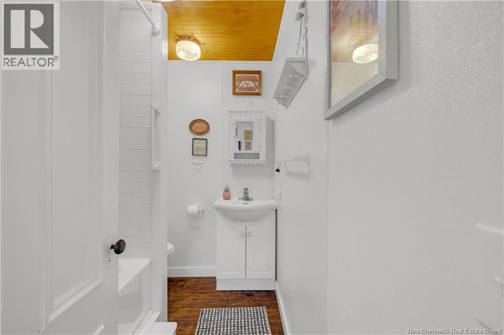29 Lighthouse Road, Campobello, New Brunswick  E5E 1K6 - Photo 12 - NB129146