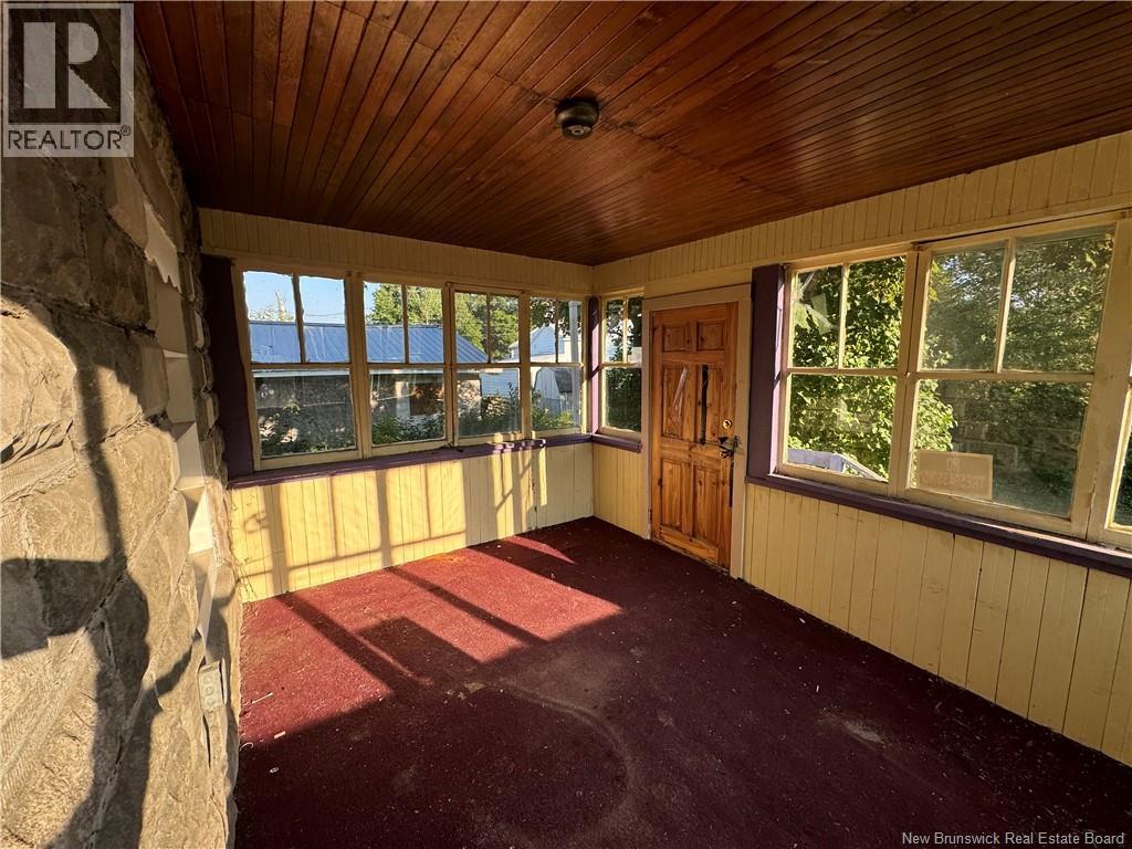 15 Elm Street, Mcadam, New Brunswick  E6J 1X5 - Photo 6 - NB129263